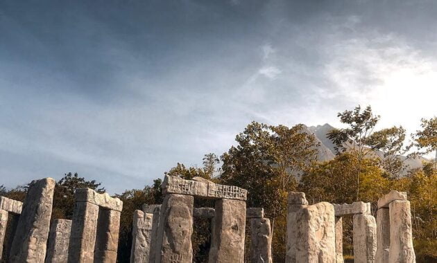 Senja di Stonehenge Merapi Jogja