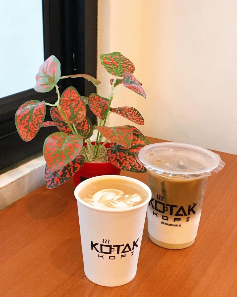 Kongkow Atas Rooftop Kopi Kotak Depok Pasti Asyik
