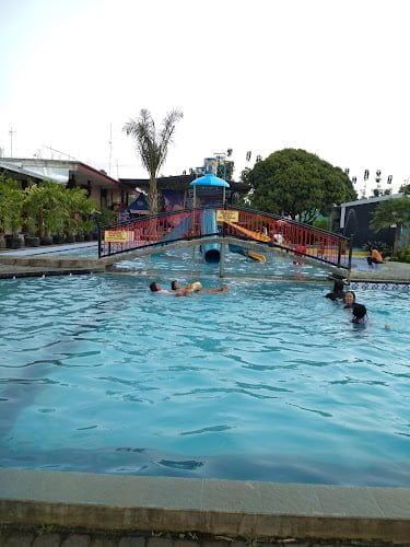 shila tirta kolam renang dan cafe