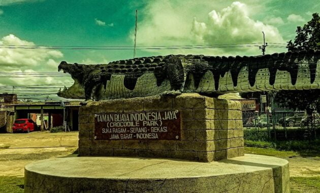 Wisata kluarga taman buaya