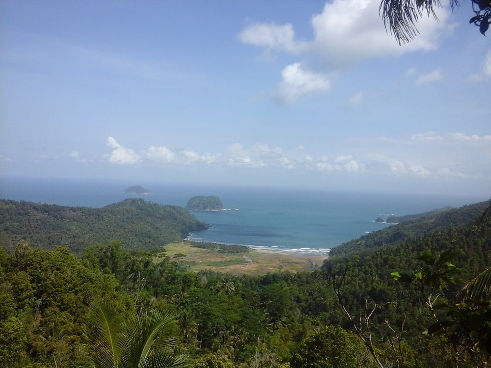 pantai ngulungwetan