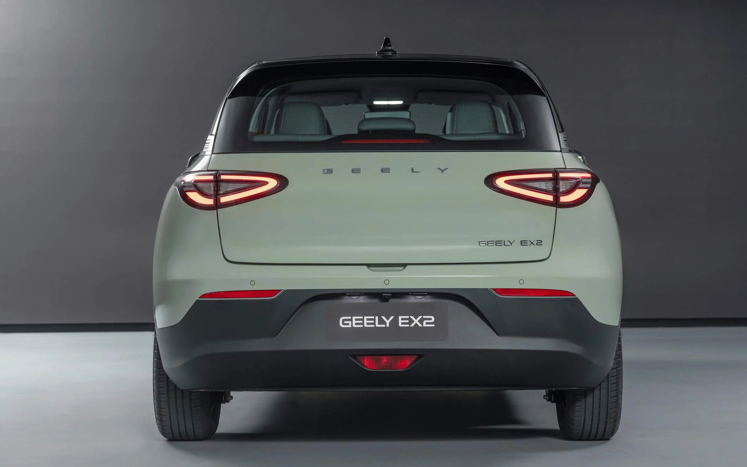 Geely EX2 Max Bikin Terpukau: Akselerasi Kilat Secepat Cabai Rawit!