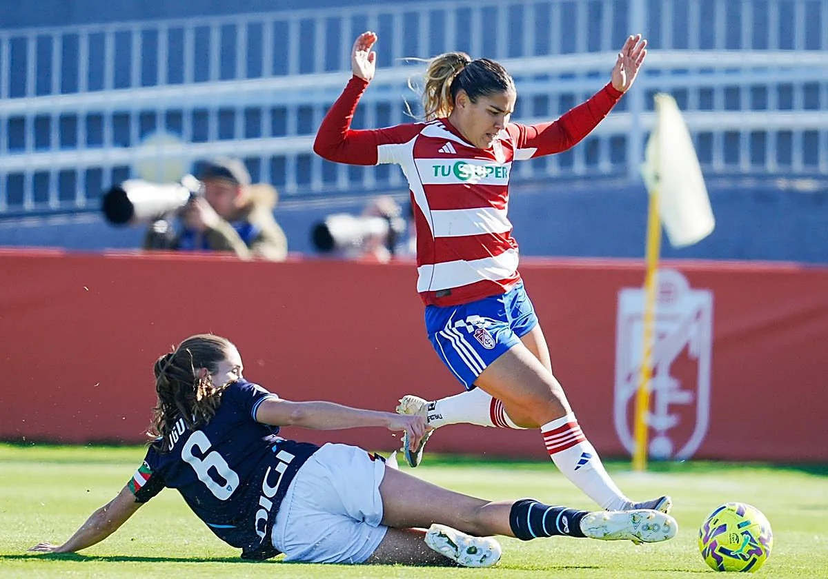 Granada CF Femenino Tumbangkan Sevilla FC di Derby Andalusia, Manoly Baquerizo Jadi Pahlawan di Menit Penentu