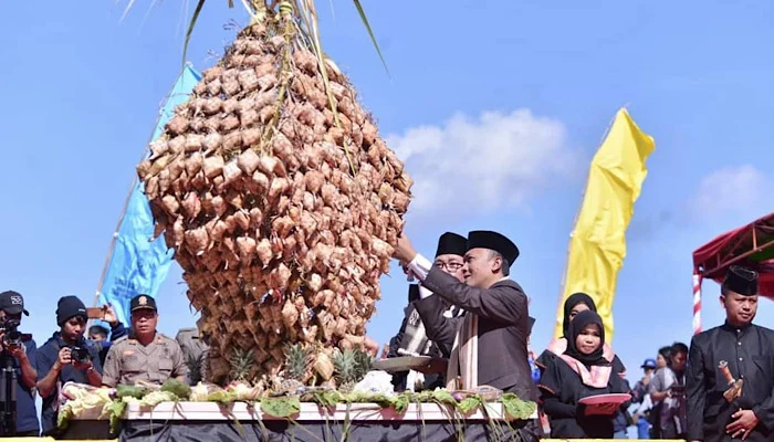 Lebaran Topat di NTB: Tradisi Kuliner yang Menarik Wisatawan