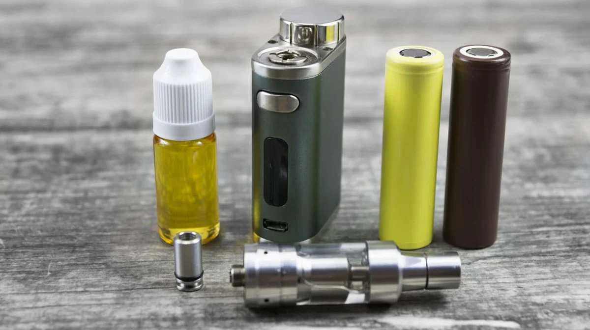 Polisi Bongkar Jaringan Rokok Elektrik Berisi Narkotika, 100 Cartridge Etomidate Disita Besar-Besaran