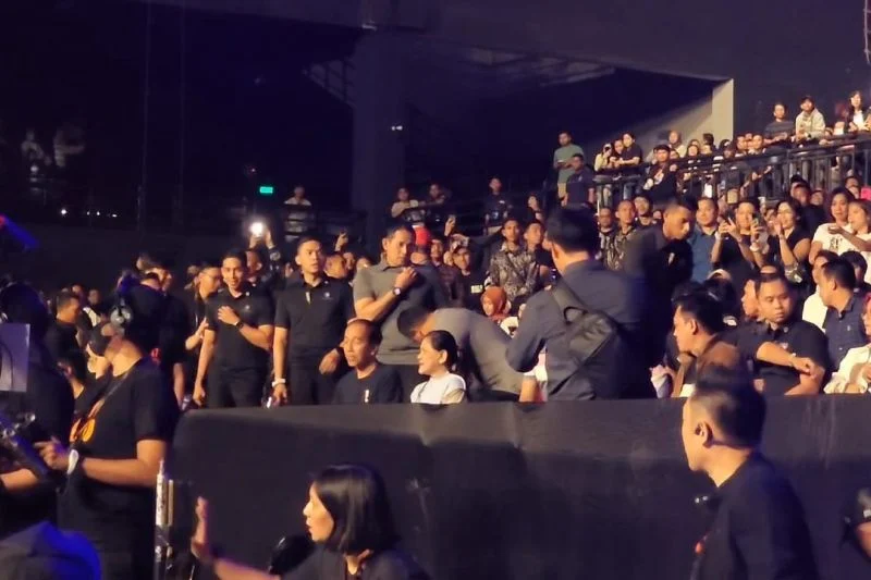 Puluhan Penonton Lemas di Konser Ancol: Ancam Bencana Kesehatan di Tengah Kerumunan 15 Ribu Orang