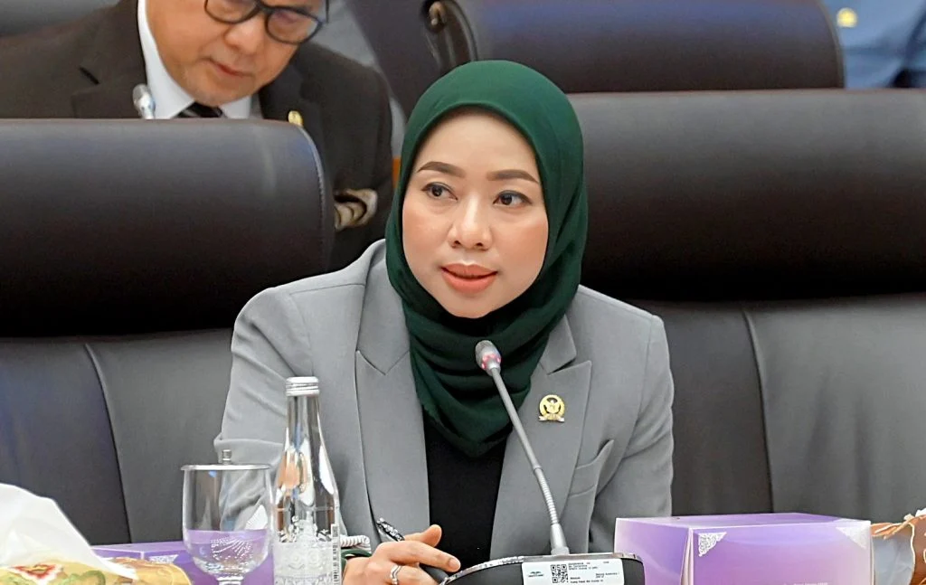 Ratna Juwita Sari Tegaskan WFH Bukan Solusi Tunggal, DPR Dorong Kebijakan Energi Sistemik