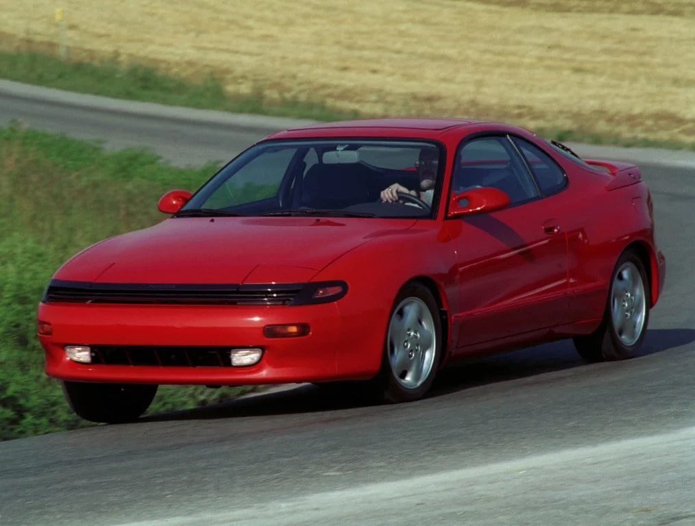 Toyota Celica Kembali: Evolusi Ikonik Menjadi Supercar Mid‑Engine yang Siap Menggebrak Pasar Indonesia