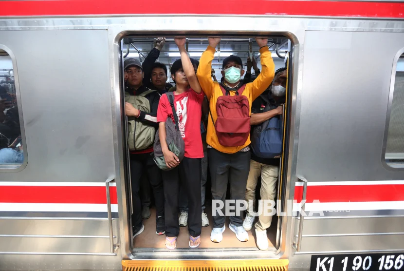 38 Penumpang KRL Dirawat di RS, 4 Meninggal Dunia