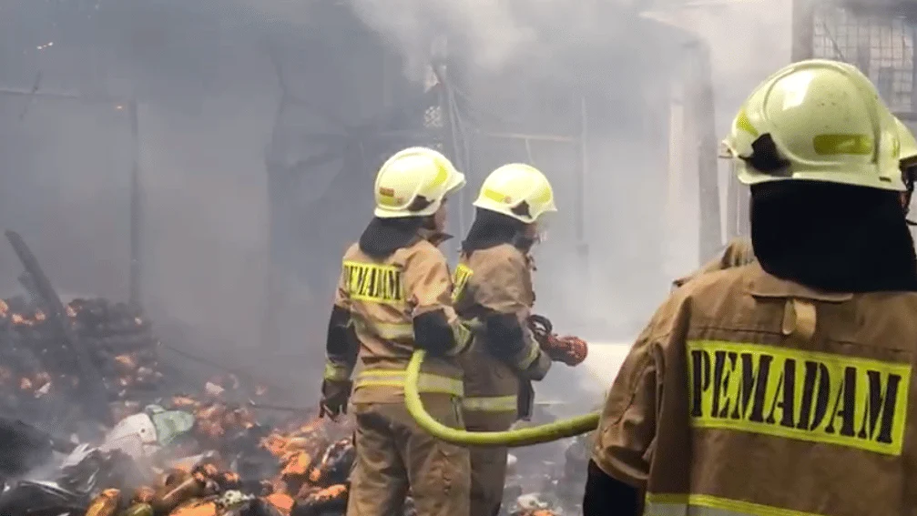 5 Orang Tewas Akibat Kebakaran di Rumah Tanjung Duren, Jakarta Barat