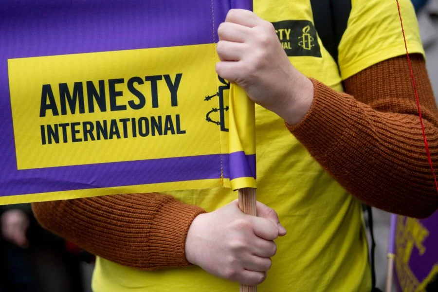 Amnesty International Soroti Penurunan Situasi HAM Global Akibat Predatorisme dan Serangan Terhadap Aktivis