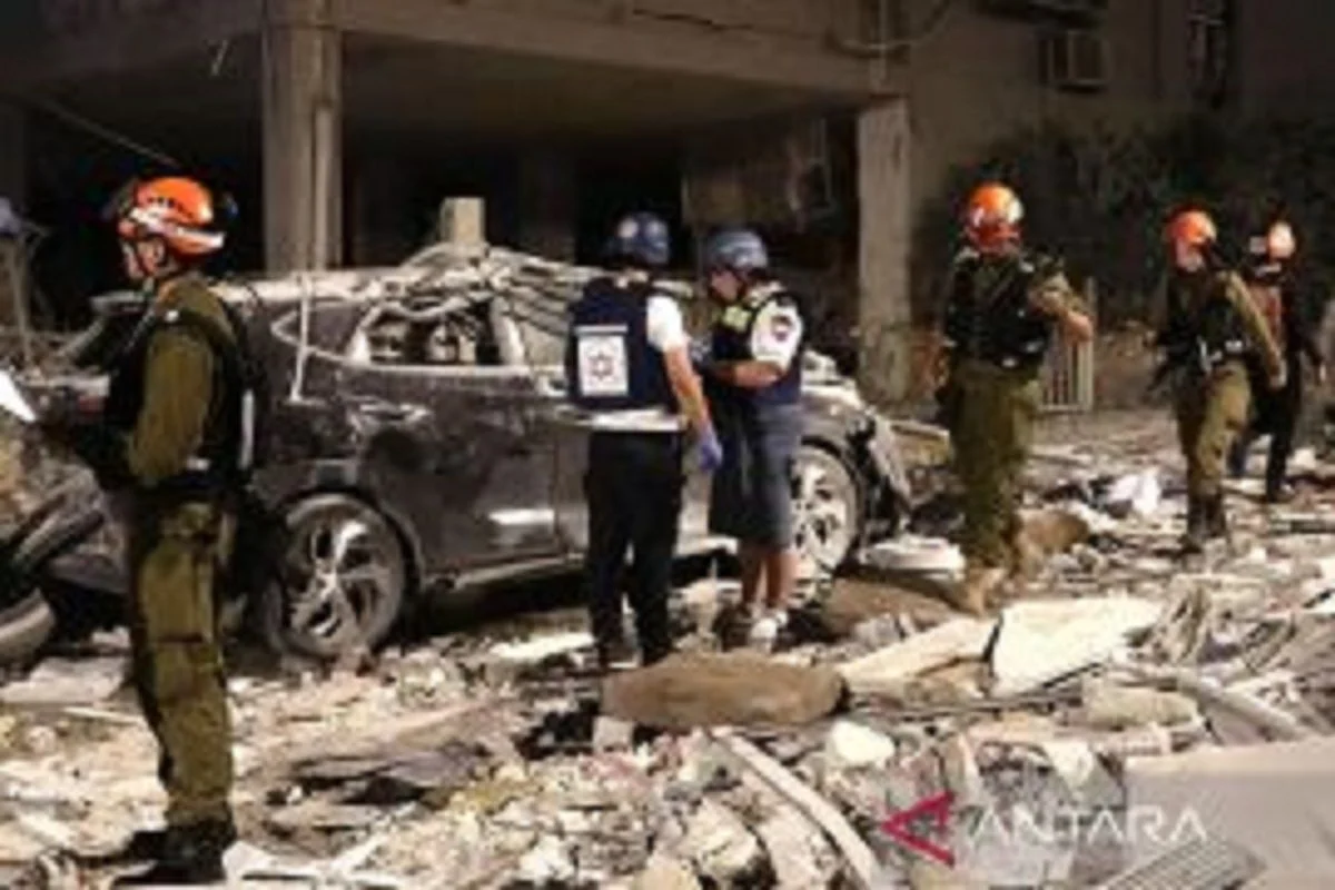 Anggota DPR Minta Pemerintah Pulangkan 13 ABK yang Dievakuasi dari Iran