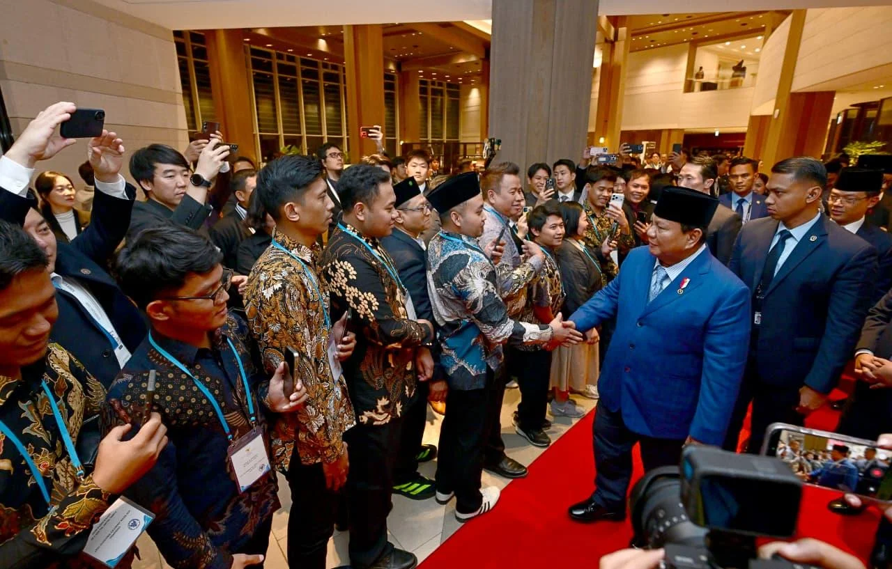 Antusiasme WNI Sambut Presiden Prabowo di Seoul: Wibawanya Luar Biasa