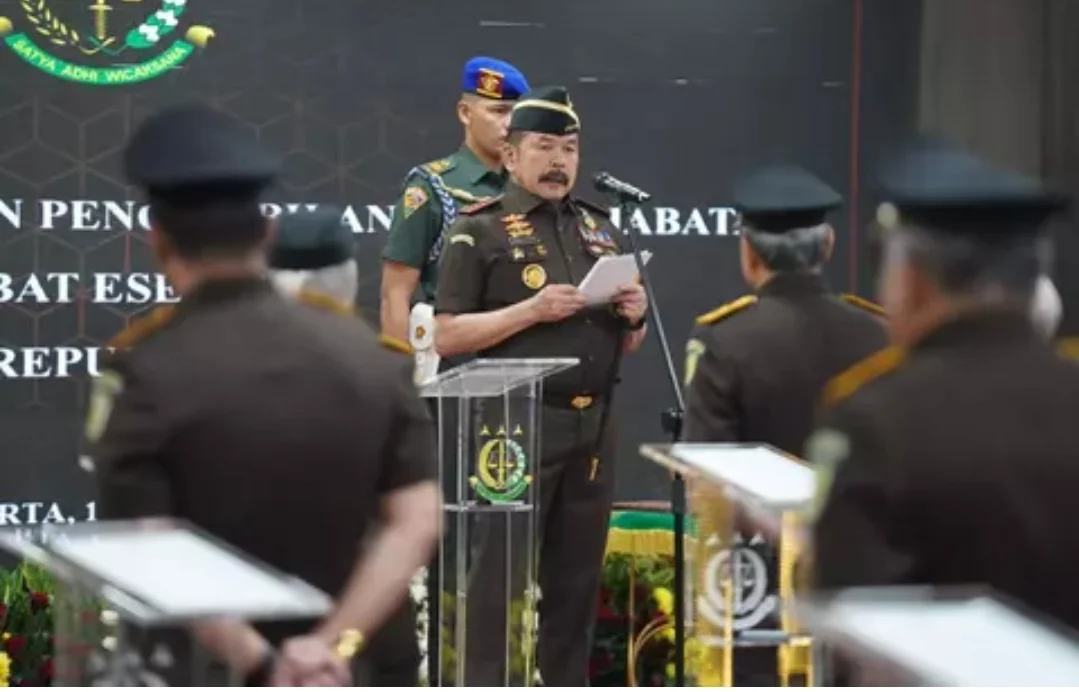 Anwar Usman Purnabakti, Jaksa Agung Ditetapkan Mutasi ke Kajati
