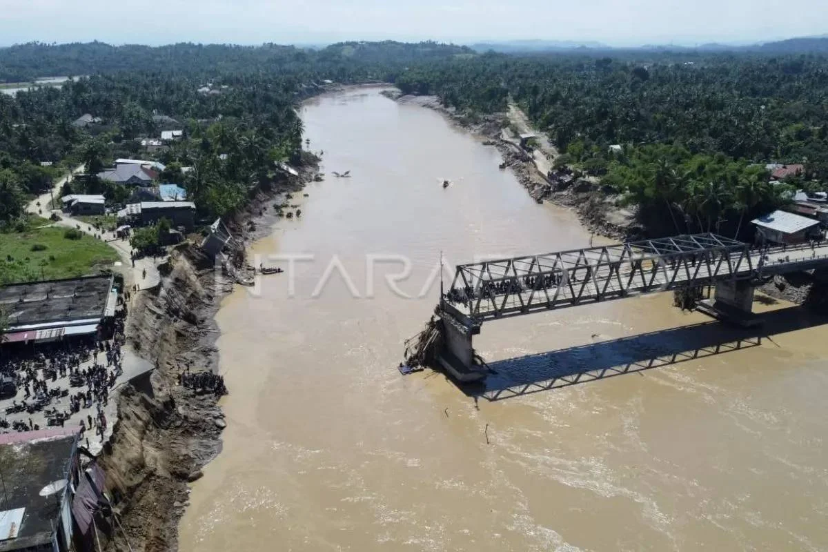 Banjir Susulan Putus Jalan dan Jembatan di Aceh Tengah, Tito Karnavian Serukan Kerja Keras Lagi
