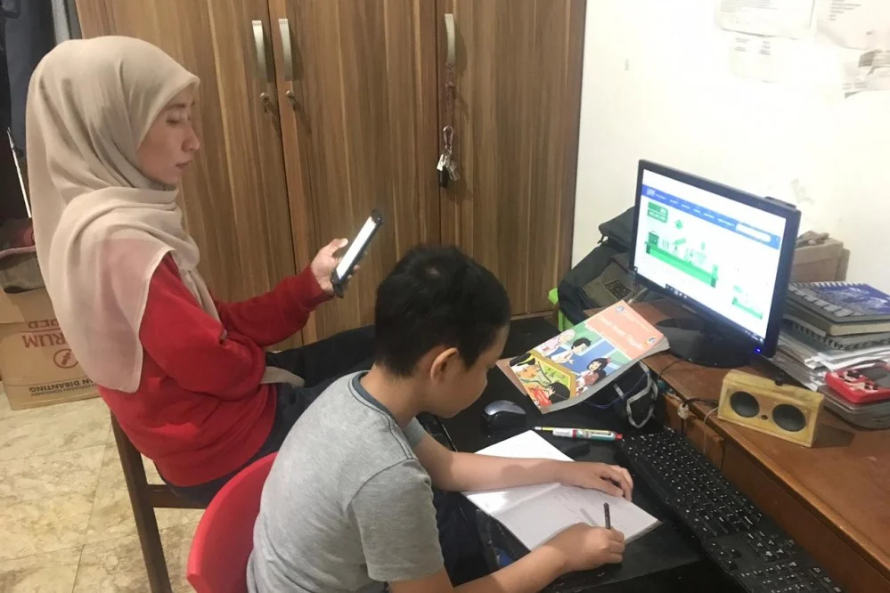 Bentuk Pendampingan Efektif Selama Anak Menggunakan Layar