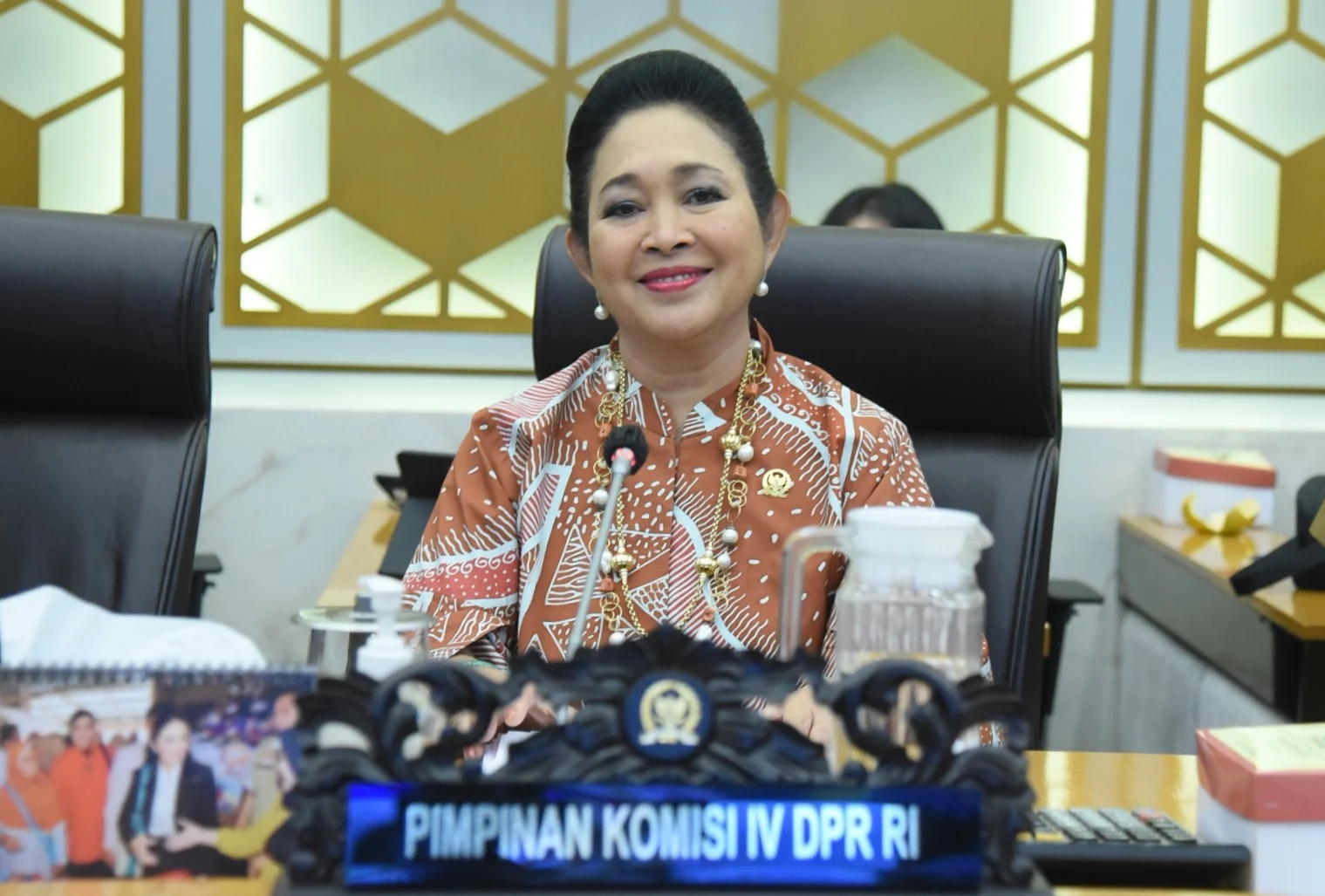 Bonnie Triyana: Gaji Guru Minimal Rp5 Juta per Bulan, Komisi X DPR Dukung Peningkatan Kesejahteraan