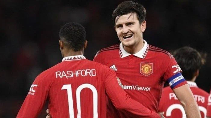 Drama Transfer Man United vs Man City Memanas: Siapa yang Akan Dapatkan Elliot Anderson?