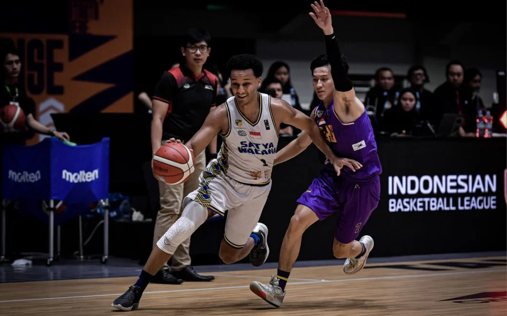 IBL 2026: Hawks Bangkit Tundukkan RANS, Satya Wacana Curi Kemenangan dari Kandang Hornbills