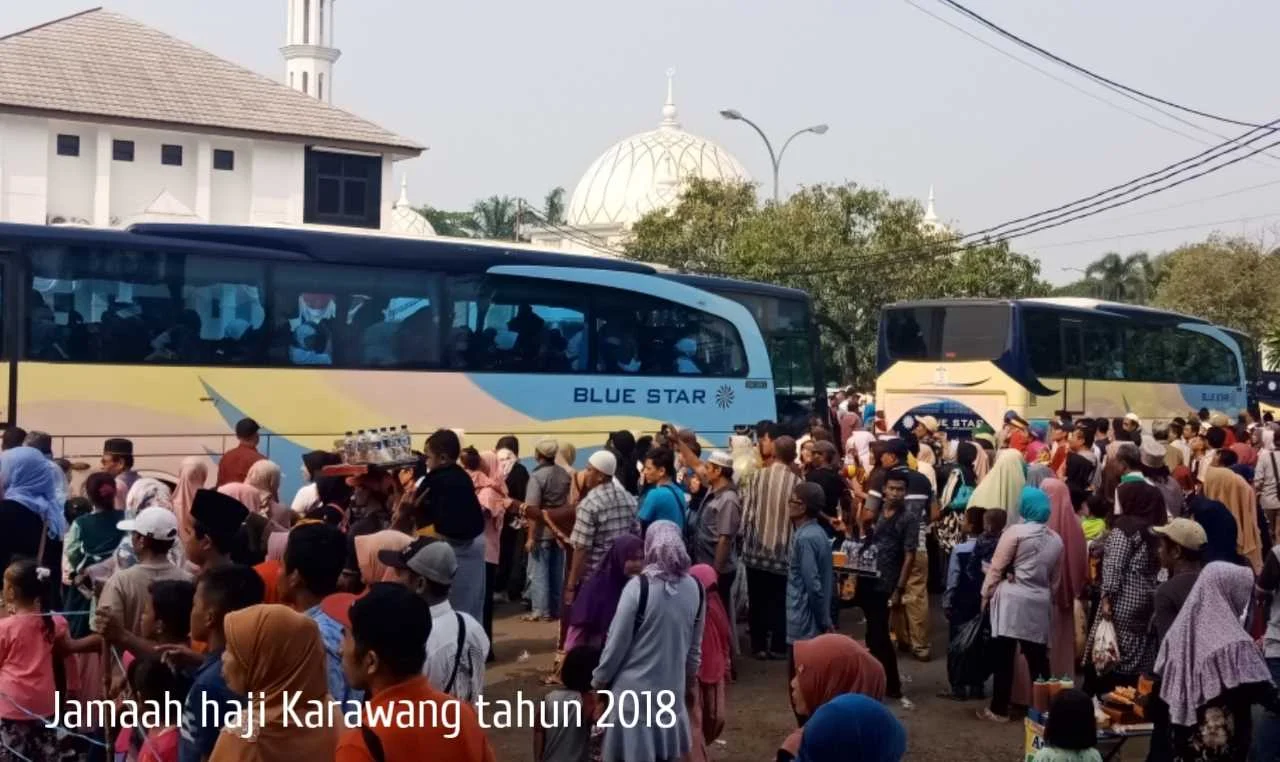Jamaah Haji Asal Karawang Diberangkatkan dalam Lima Kloter