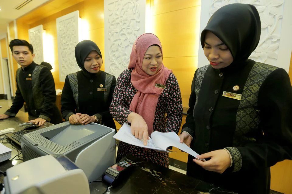 Jamsosnaker Syariah: Menjaga Hak Pekerja Muslim, Merawat Janji Konstitusi