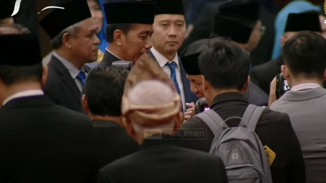 JK Tunjukkan Foto Jokowi Sungkem Usai Dibawa ke Jakarta