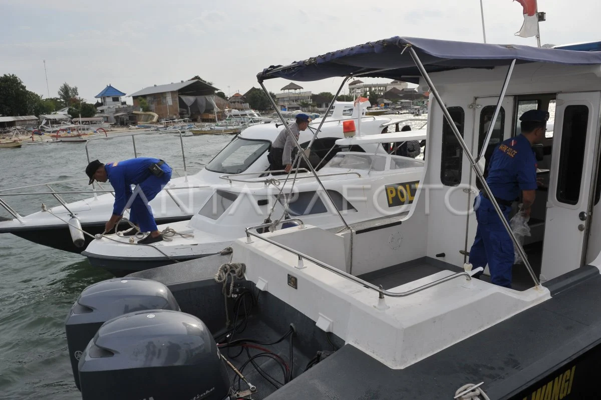 Keamanan Perairan Nusa Dua Bali Diperkuat dengan Patroli Perahu Karet