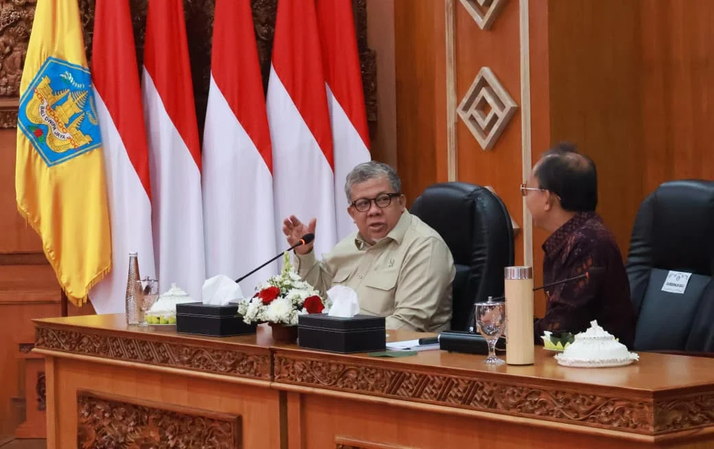 Kebijakan Kerja Dari Rumah di Bali Mulai Jumat, Gubernur Koster Kecualikan Unit Layanan Tertentu