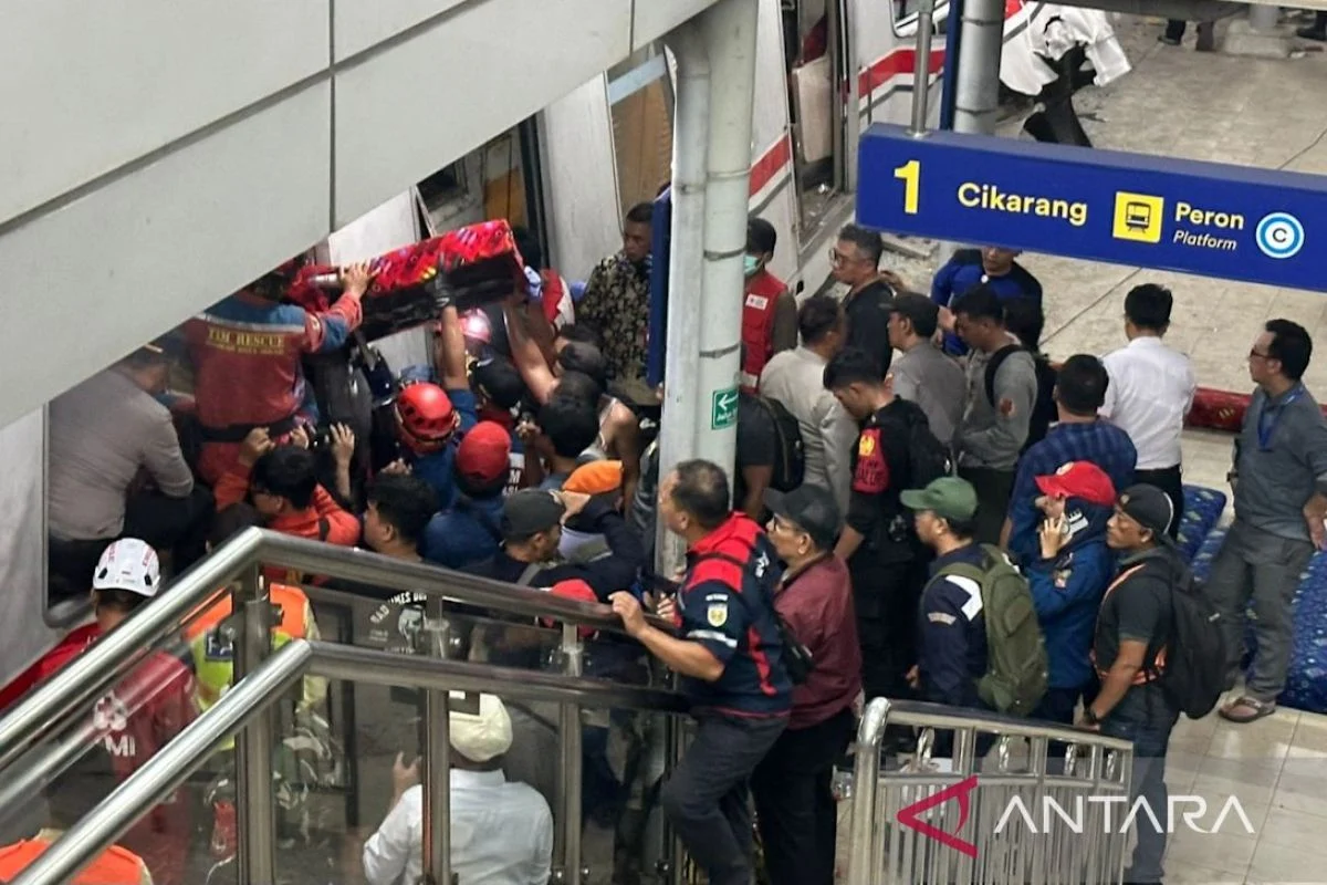 Kecelakaan di Stasiun Bekasi Timur: KAI Hentikan Sementara Perjalanan KAJJ dari Gambir dan Pasarsenen