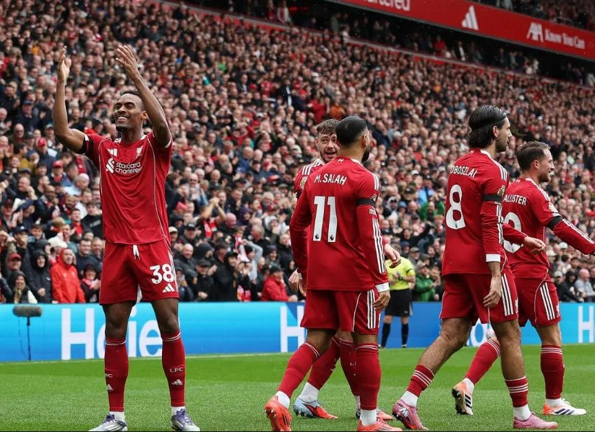 Kemenangan dramatis di Hill Dickinson! Liverpool taklukkan Everton 2-1