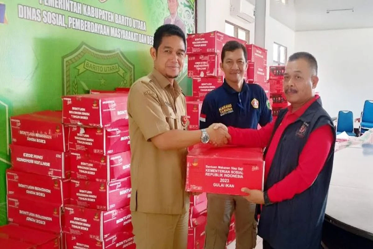 Kemensos Salurkan Bantuan Rp11 Miliar untuk Korban Bencana Hidrometeorologi di Agam