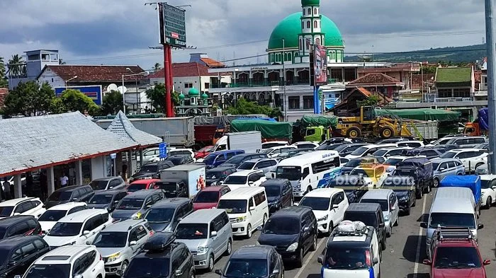 Ketapang–Gilimanuk Macet 15 Km, Komisi V DPR Desak Pemerintah Beri Solusi Konkret