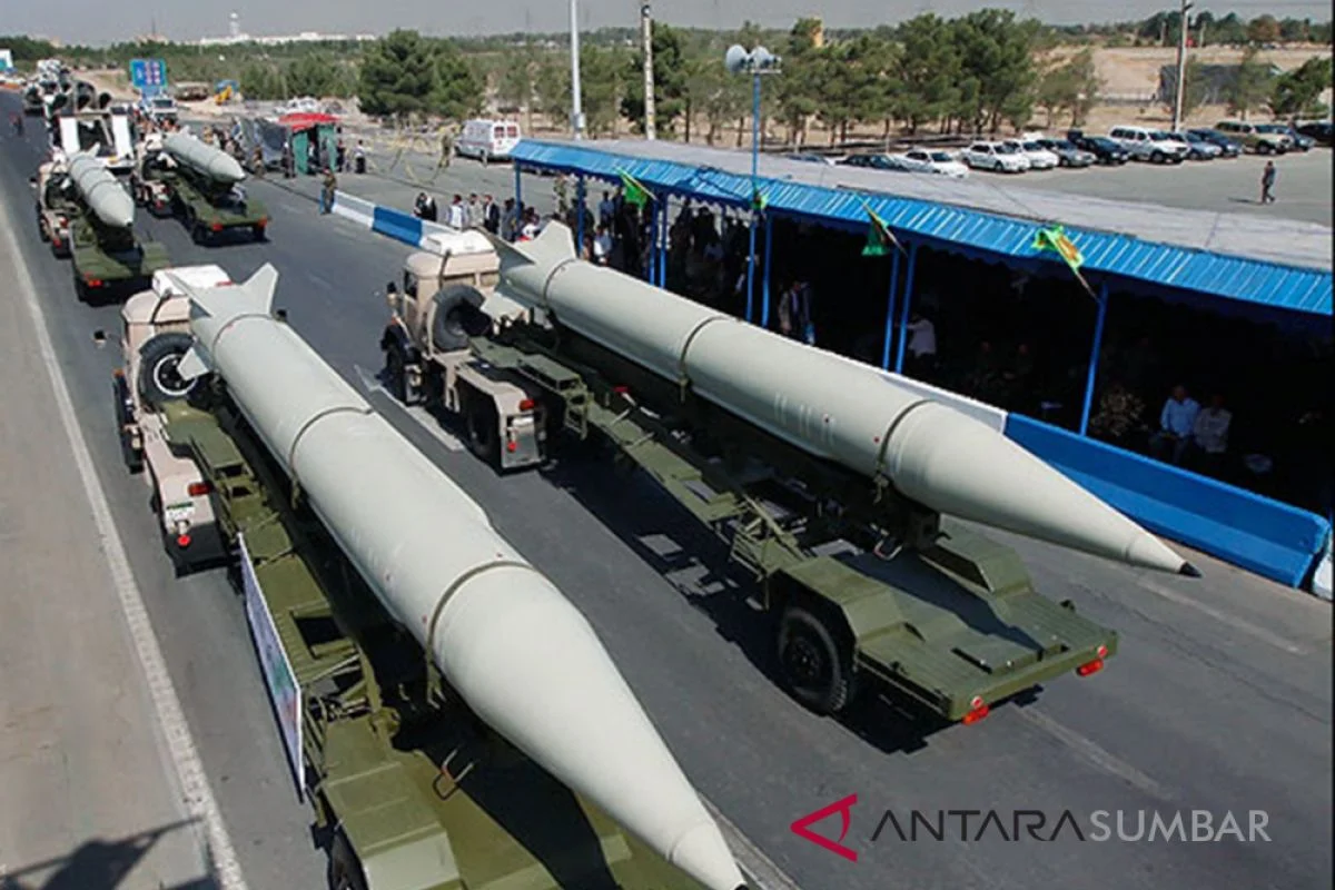 Lawan Blokade, Peluncur Rudal Iran Siap Dituju Kapal-Kapal AS