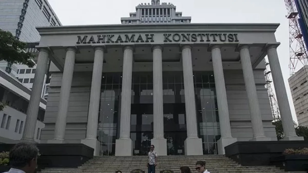 Mahkamah Konstitusi Minta Keterangan DPR dan Presiden Terkait Uji Materi UU Polri