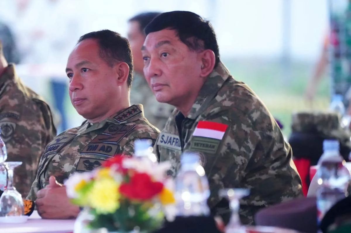 Menhan Sjafrie dan Purnawirawan TNI Bahas Izin Lintas Udara Pesawat Amerika Serikat