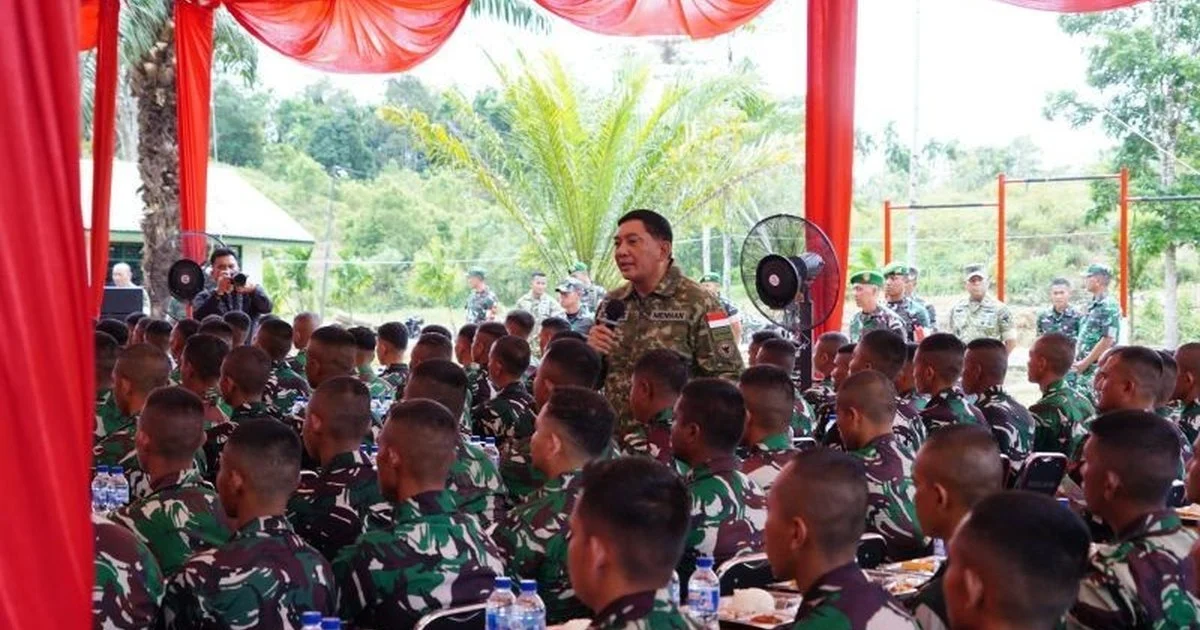 Menhan Sjafrie Desak Prajurit YTP Bangun Suasana Harmonis dengan Rakyat