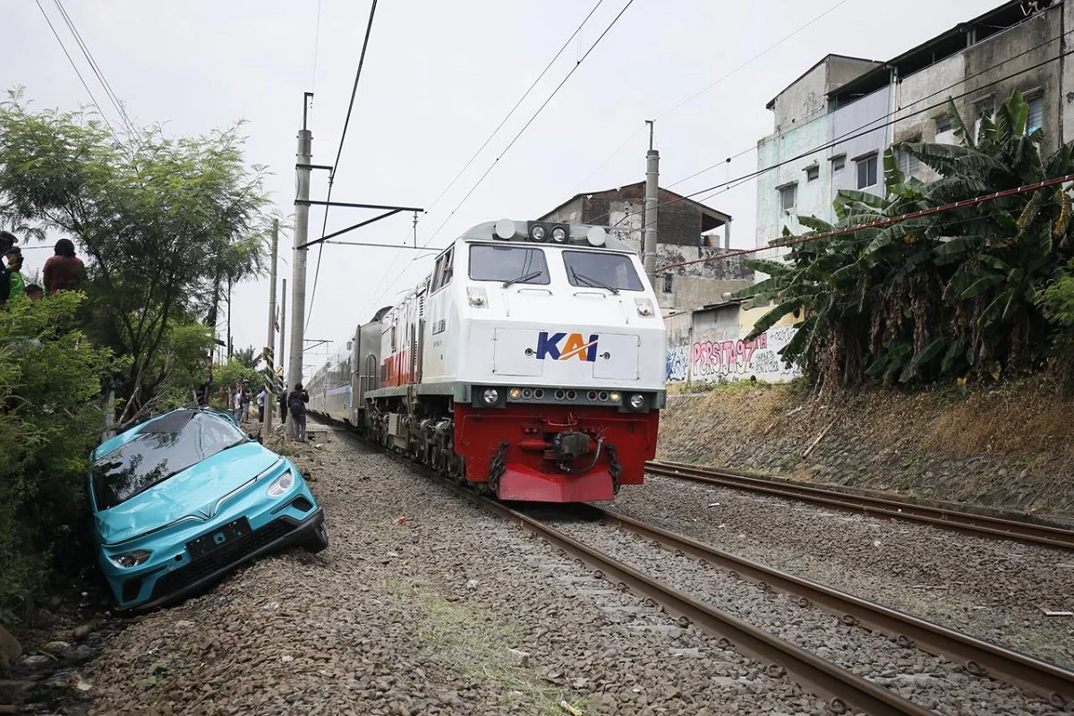 Menhub Dudy Evaluasi Green SM Usai Kecelakaan di Stasiun Bekasi Timur