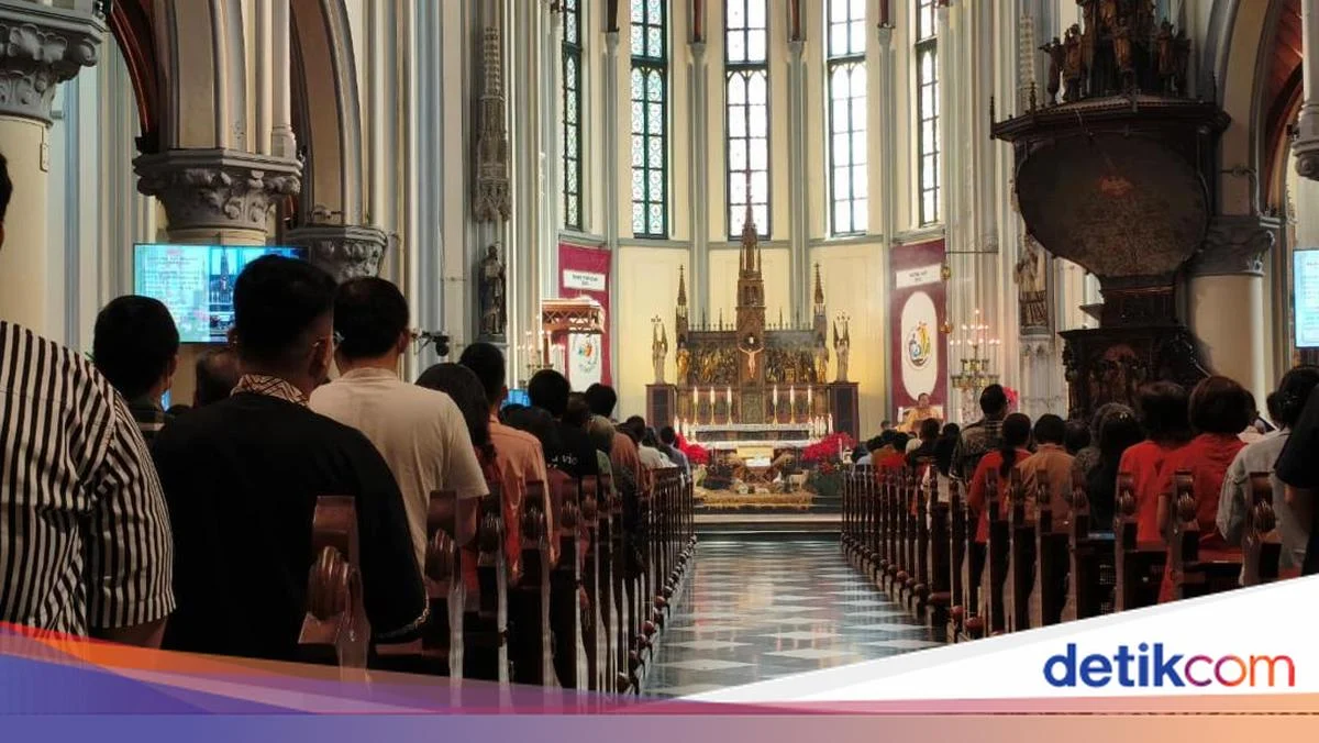 Misa Syukur Peringati 125 Tahun Gereja Katedral Jakarta