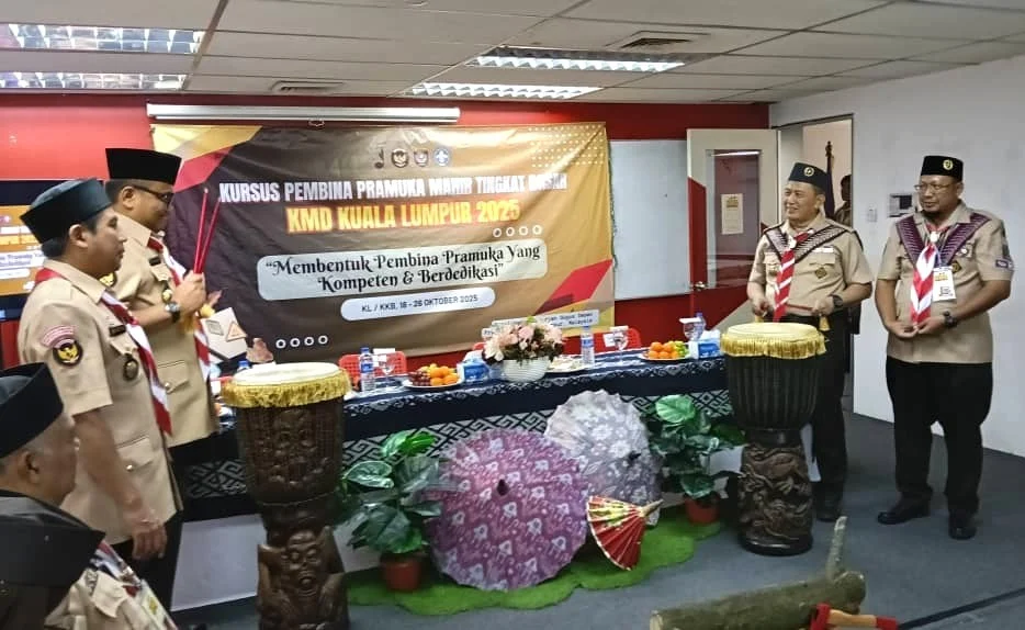 Organisasi Malindo Salurkan Bantuan Dana untuk Peralatan Latihan Gudep Pramuka KBRI Kuala Lumpur