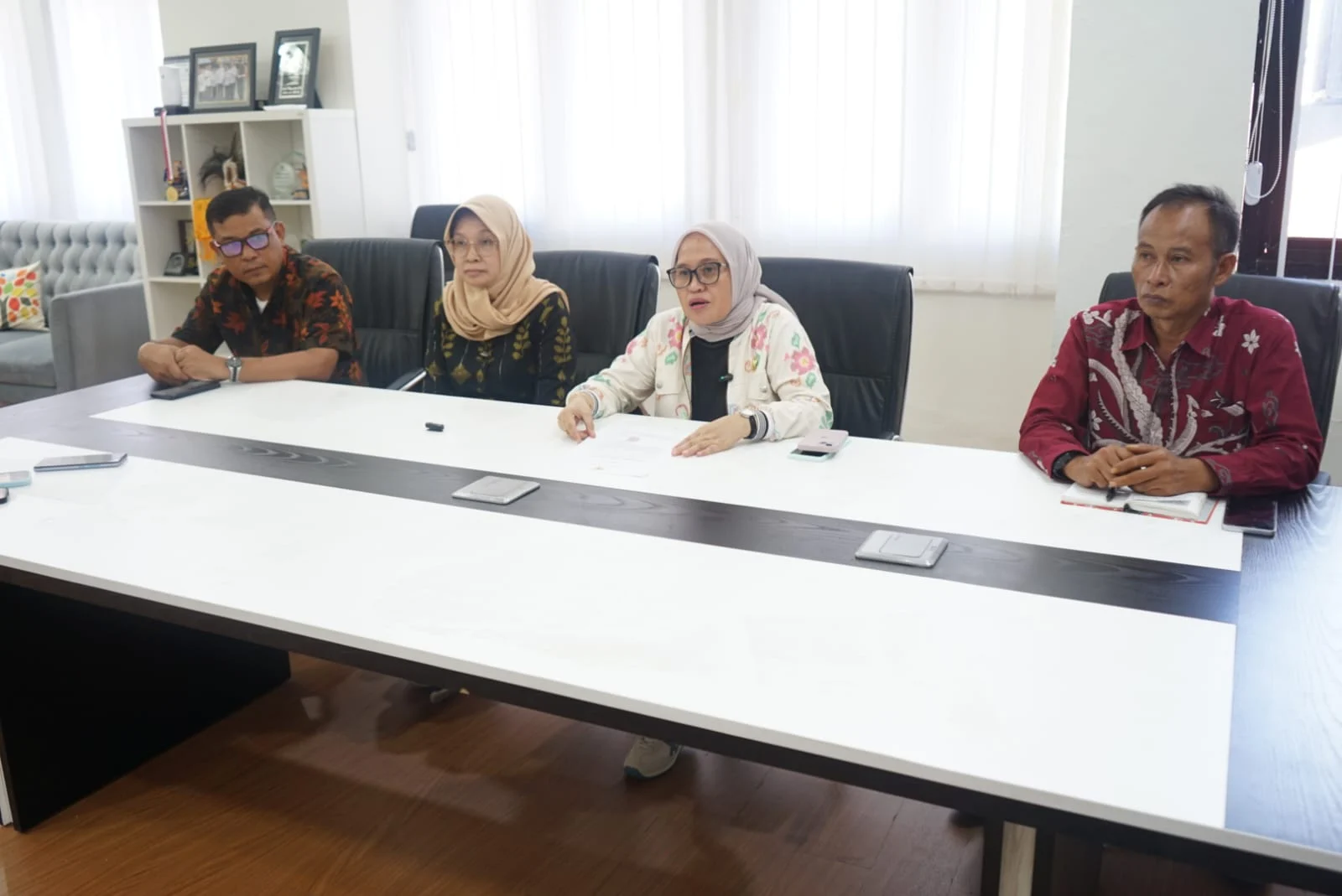 Pemkot Palu Wajibkan ASN Naik Transportasi Umum ke Kantor