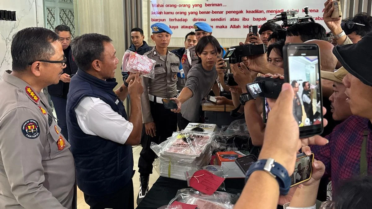 Polisi Tangkap 5 Terduga Penipu Donasi di Yogyakarta, Operasi Besar Membongkar Sindikat Uang Palsu