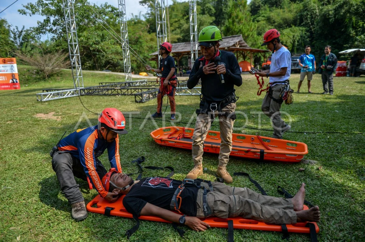 Prabowo Tekankan Layanan Cepat dan Penyelamatan Bagi Korban Gempa di Sulawesi Utara dan Maluku Utara