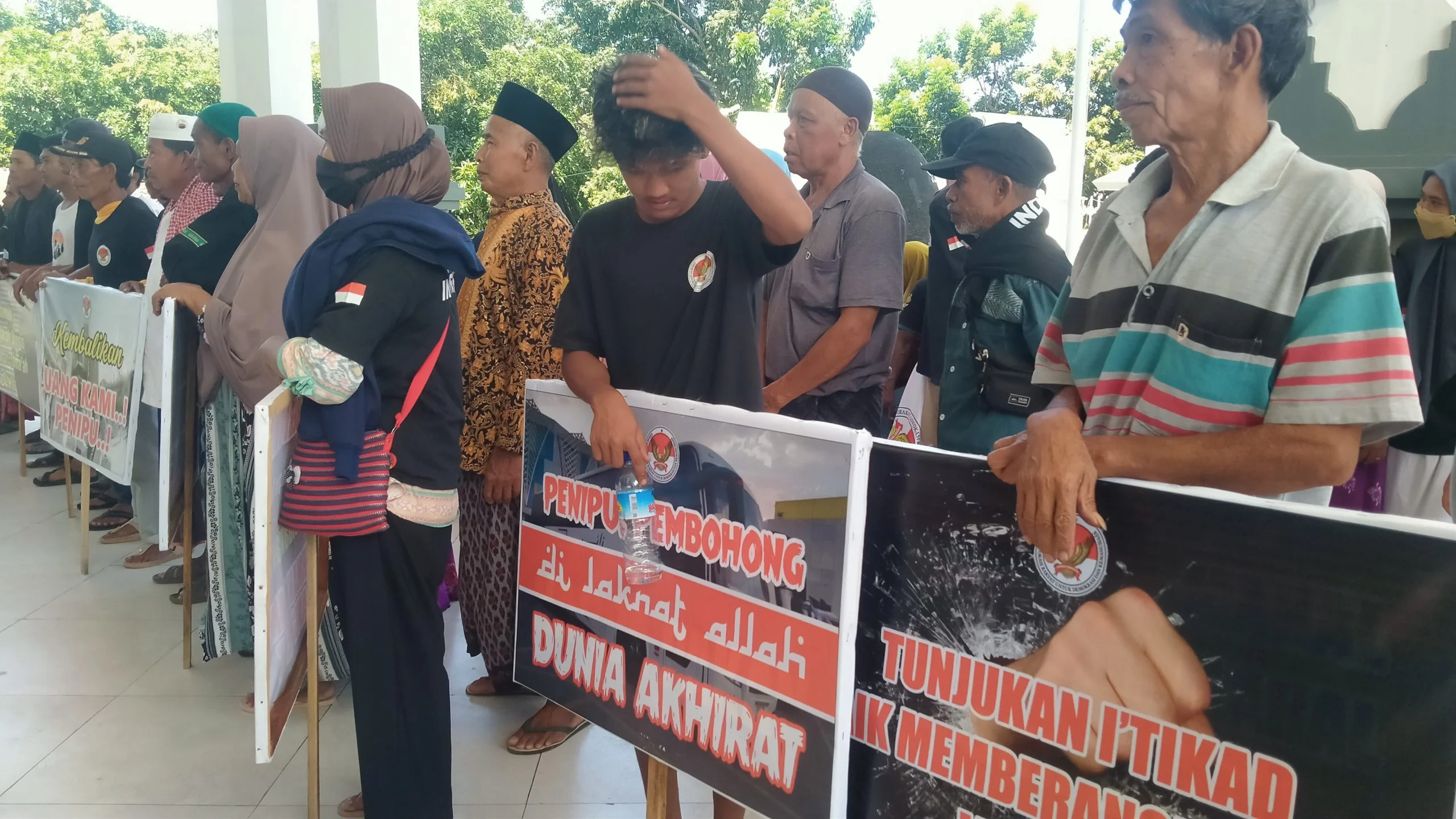 Puluhan Jamaah di Lebak Jadi Korban Penipuan Travel Umrah