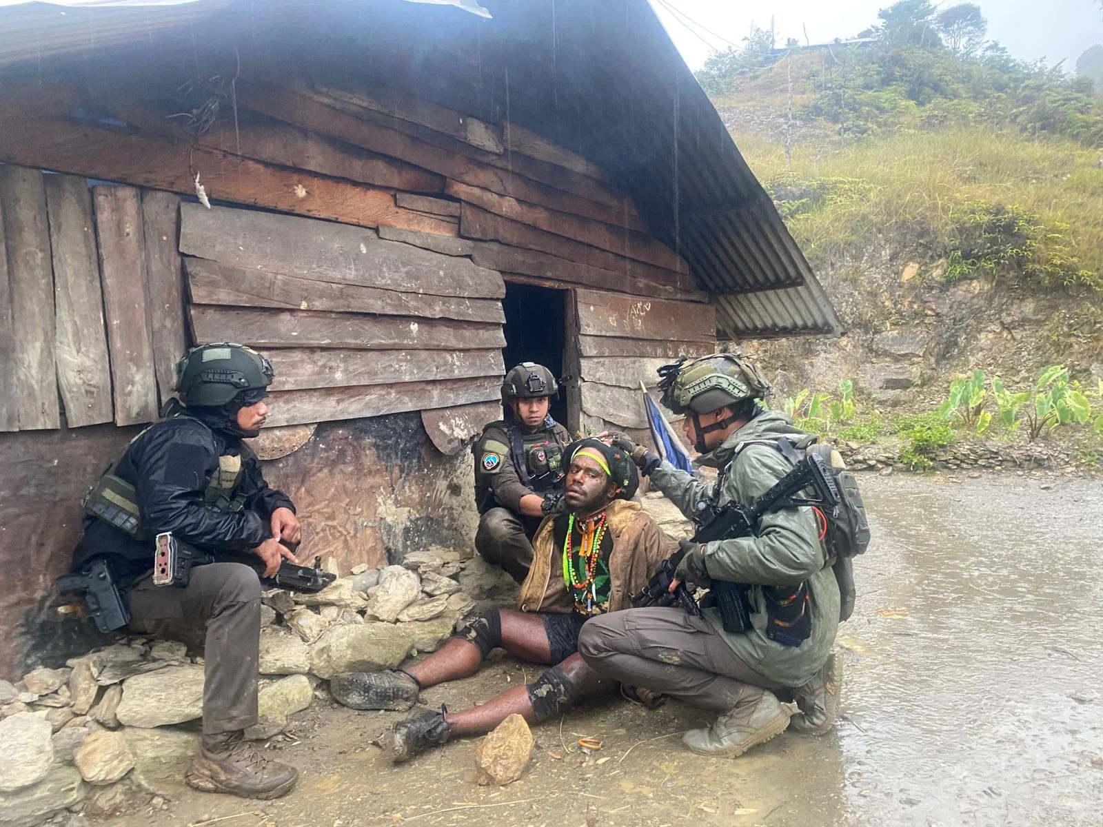 Satgas Damai Cartenz Tembak Anggota KKB yang Melawan Saat Penangkapan di Puncak Jaya