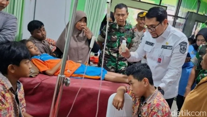 Sejumlah Siswa di Duren Sawit Diduga Alami Gangguan Kesehatan Usai Konsumsi MBG, BGN Minta Maaf