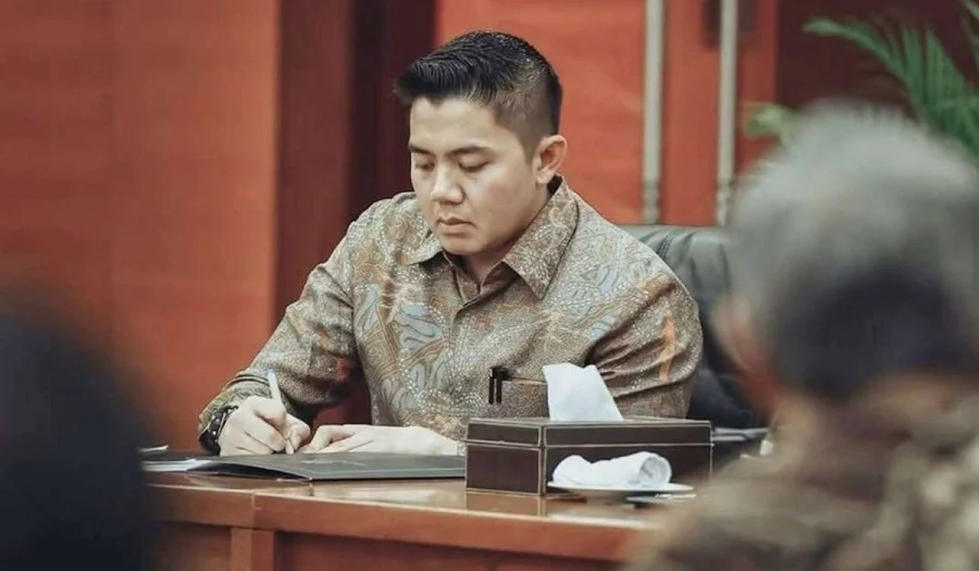Seskab Teddy Indra Wijaya Soroti Fenomena Inflasi Pengamat, Tekankan Akurasi Data dan Kepercayaan Publik