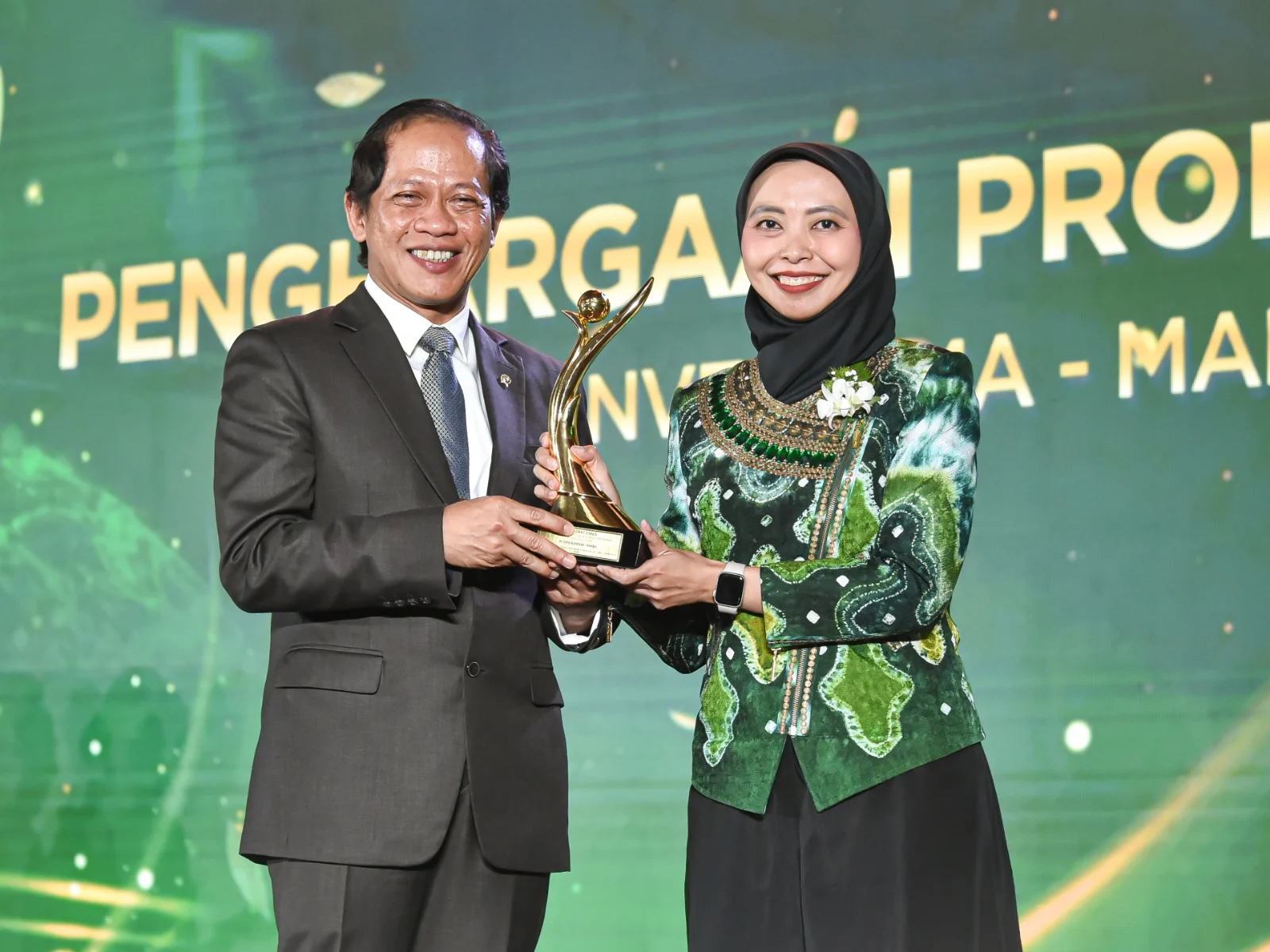 Terapkan Komitmen Pengelolaan Lingkungan Berkelanjutan, Pusri Raih Proper Hijau