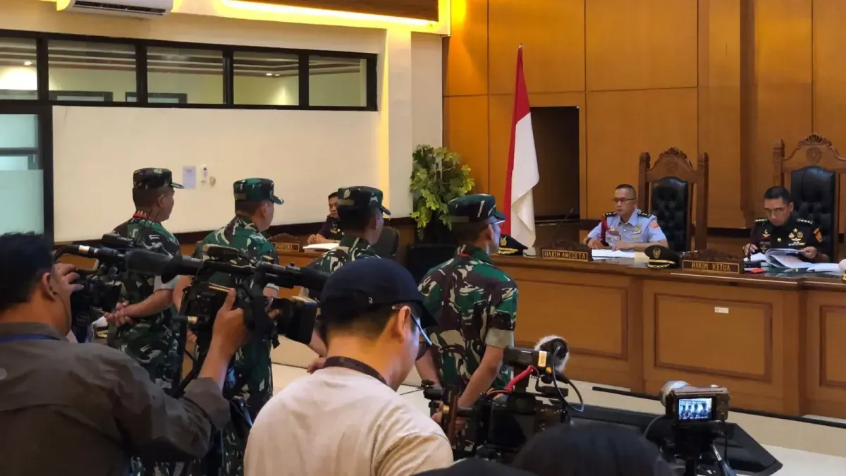 Terdakwa Edi Sudarko Akui Terkena Cipratan Air Keras Saat Menyiram Andrie Yunus