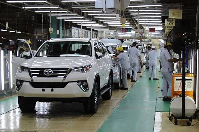 Toyota Pangkas Produksi 38.000 Kendaraan Akibat Konflik AS‑Iran