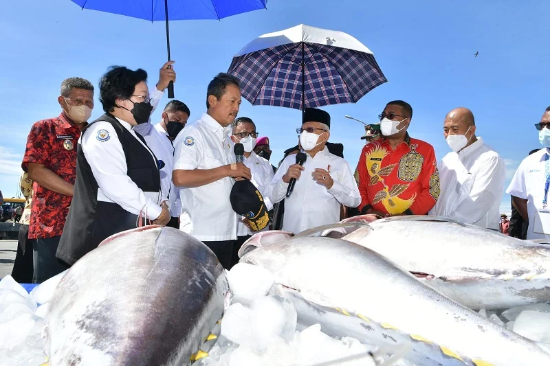 Wapres Gibran Kunjungi Pasar Ikan Klademak, Soroti Pemberdayaan Nelayan di Papua Barat Daya